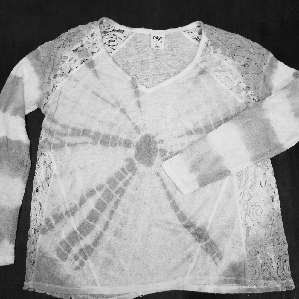 Long sleeve top